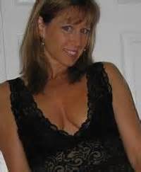 a sexy wife from Ludlow, Illinois